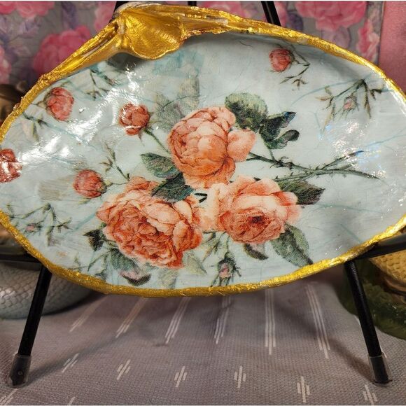 DECOUPAGE CLAM SHELL DECOUPAGE FLOWERS TRINKET DISH - Picture 1 of 7